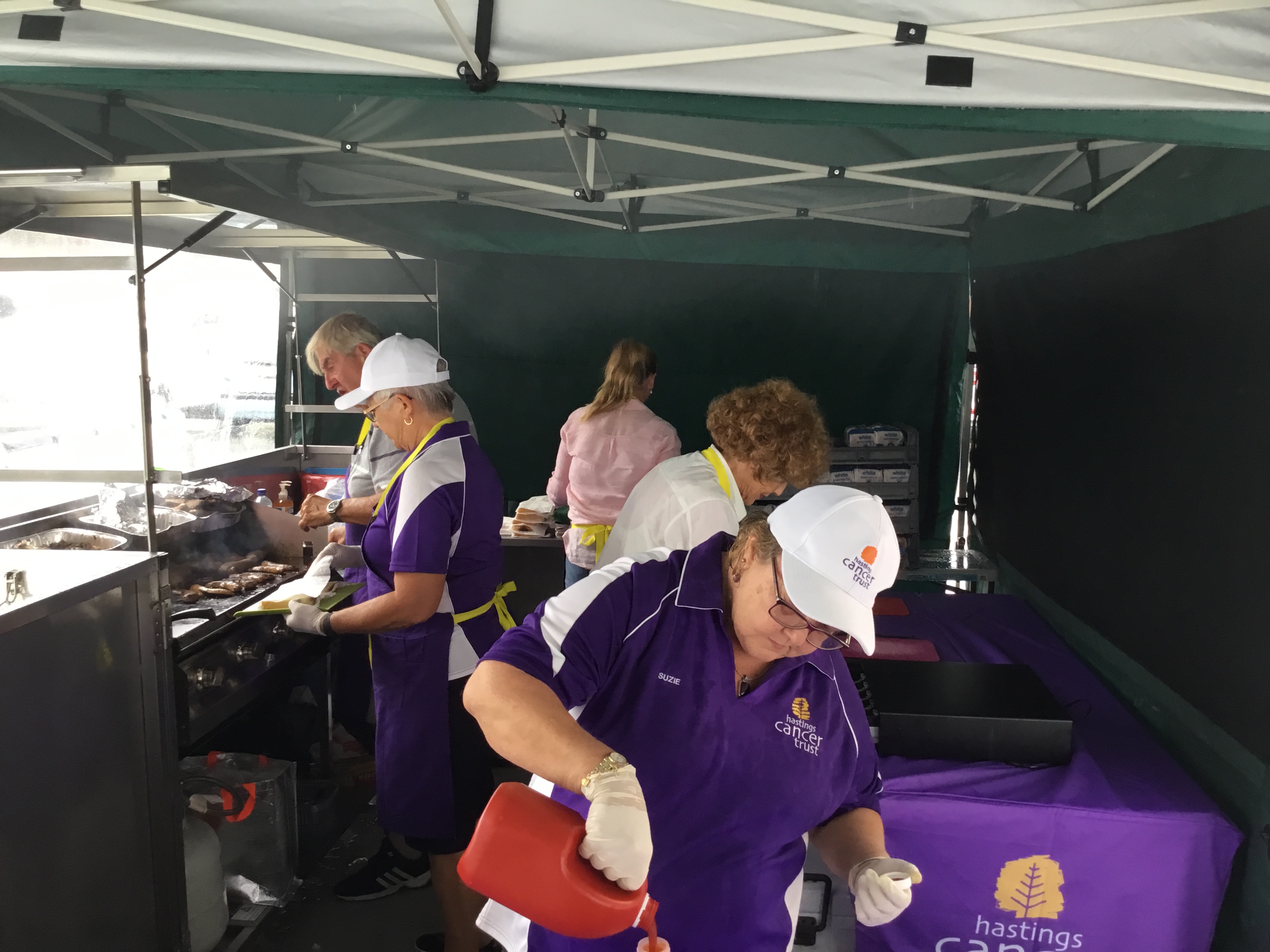 Friends of HCT &amp; First National host another successful Bunnings BBQ March 2019