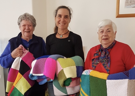 Lincoln Gardens get knitting during lockdown&nbsp;