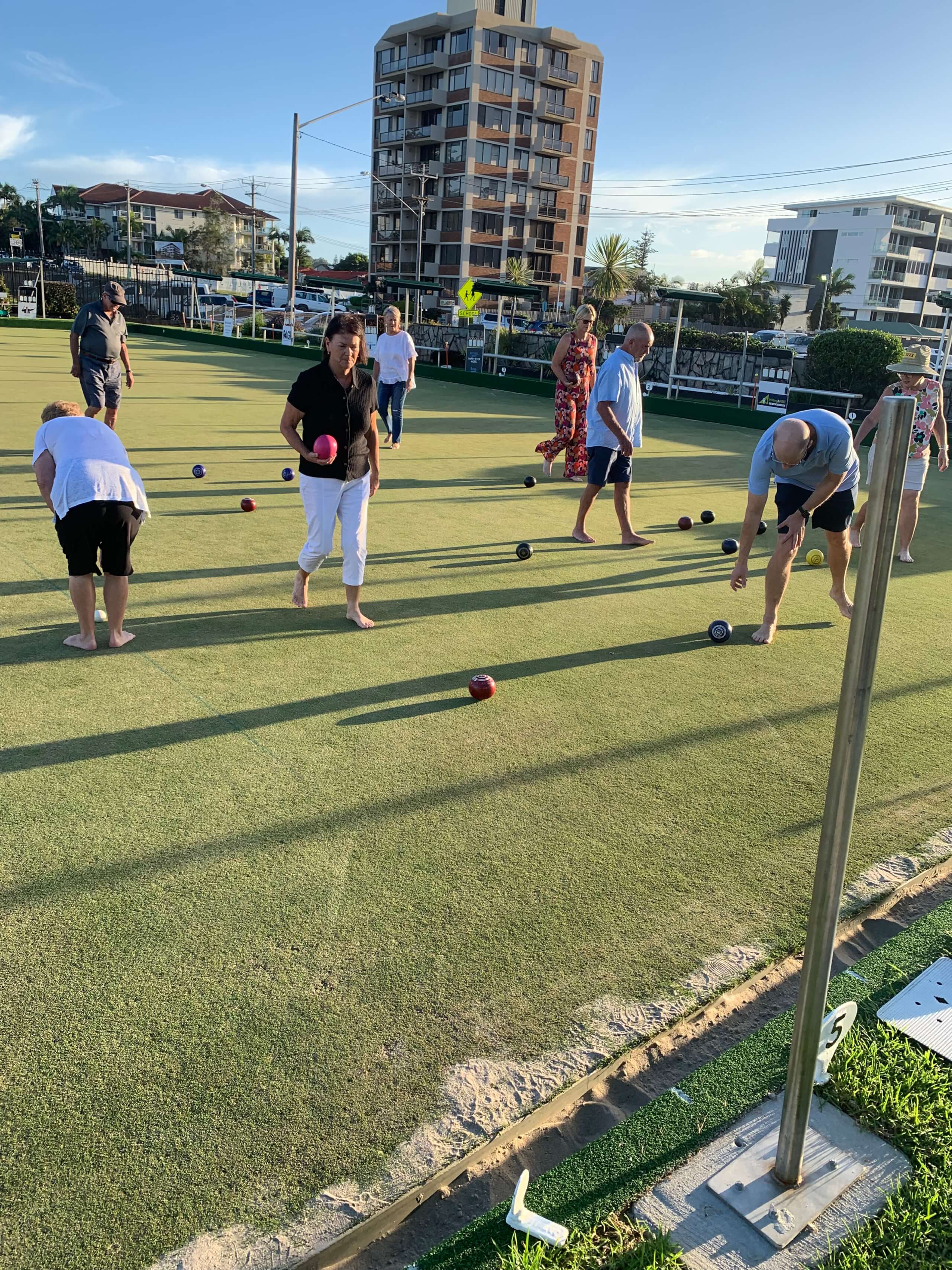 Port City Bowling Club Travelling Bowlers host Barefoot Bowls fundraiser