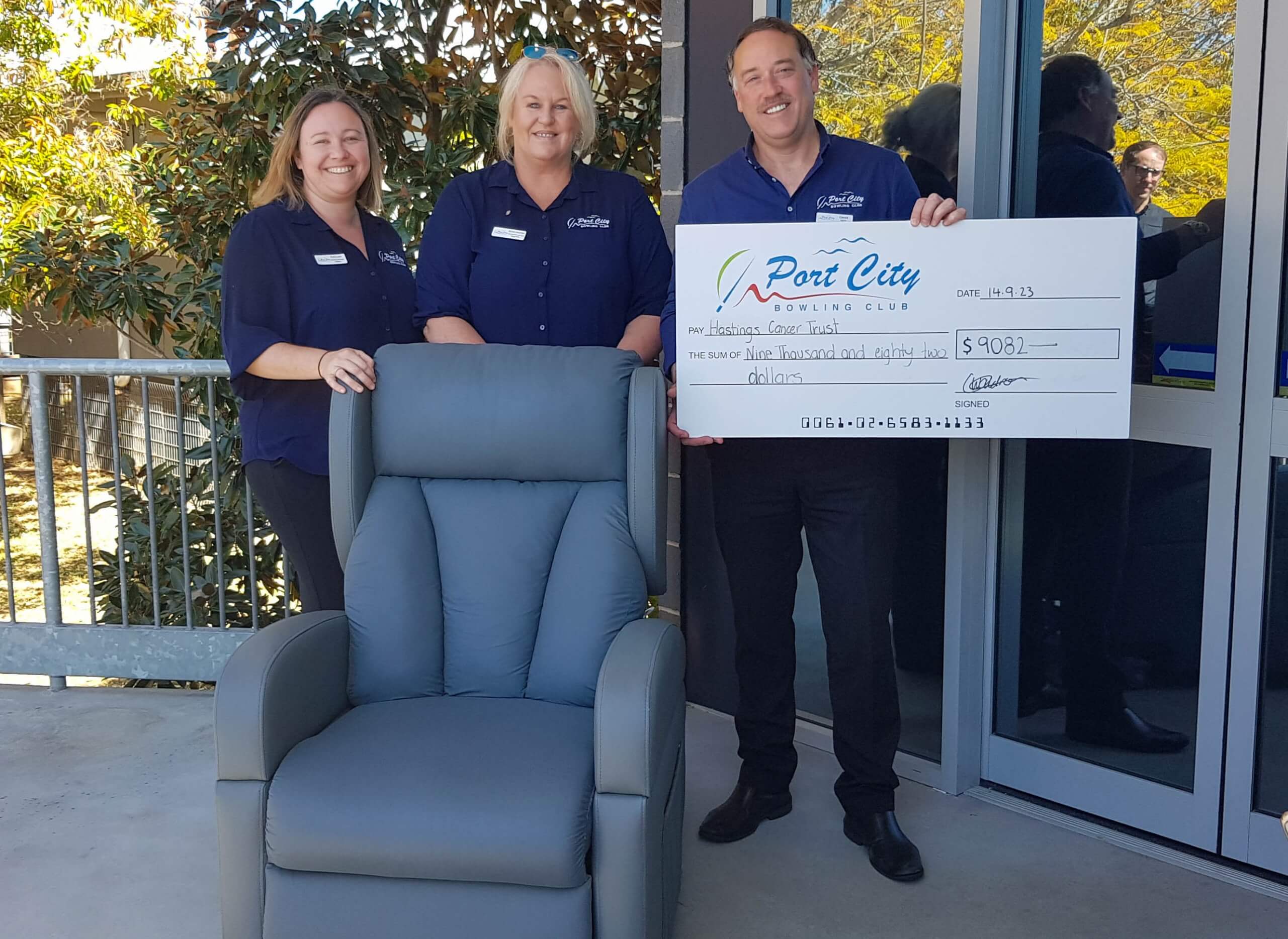 Port City Bowling Club has partnered with Hastings Cancer Trust to deliver four comfortable recliners to Wauchope District Memorial Hospital’s Palliative Care Unit.